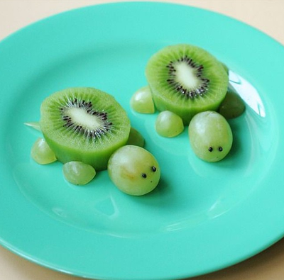 Meyve yemeyen çocuklara meyveyi sevdiren 7 neşeli meyve tabağı