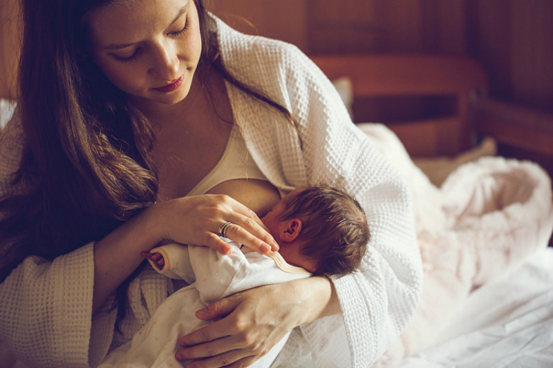 Bebeğini Beslemeni Kolaylaştıracak 8 Emzirme Sütyeni