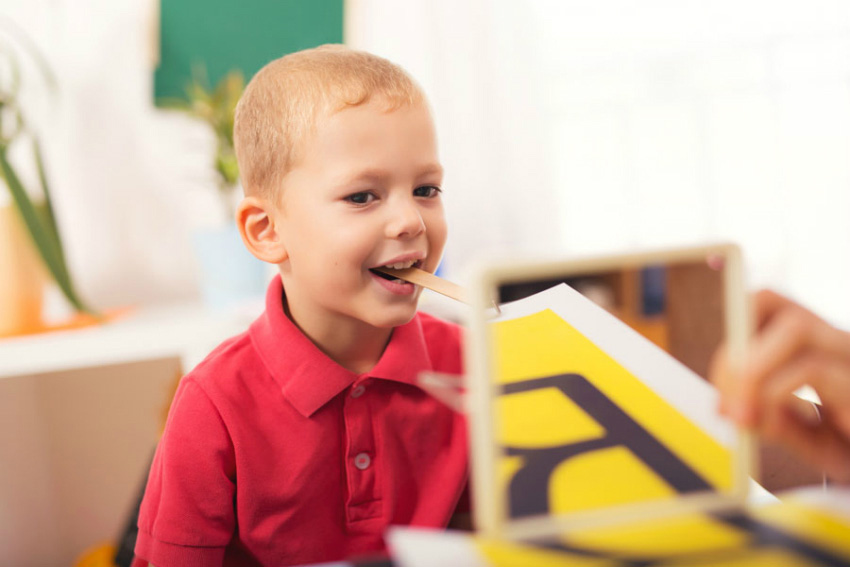 9 Soruda Çocuklarda Dil ve Konuşma Terapisi