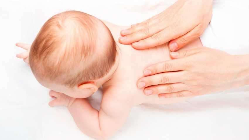 Bebeklerde Sırt Dikeni: Neden Olur, Nasıl Çıkarılır?