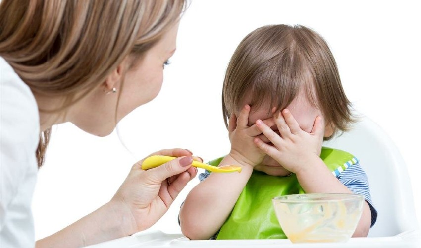 Çocuğa Zorla Yemek Yedirmek Neden Yanlış?