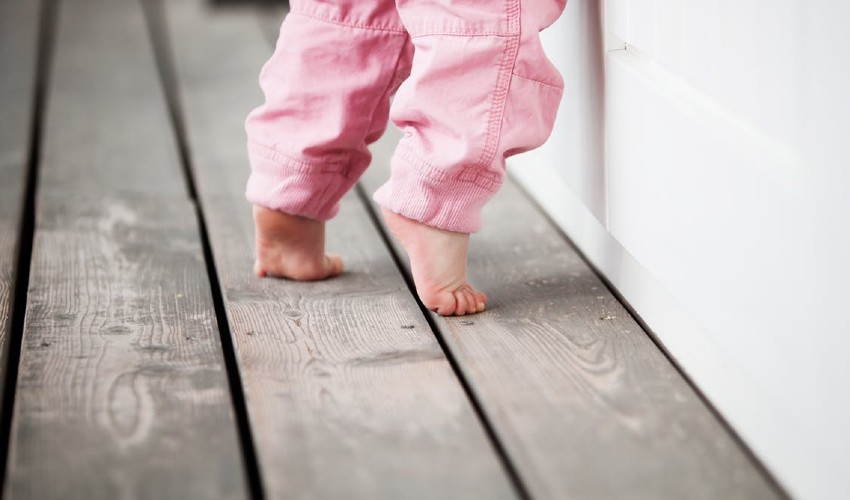Çocuğun Parmak Ucunda Yürümesi Ne Zaman Düzelir?