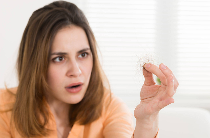 Doğumdan Sonra Saç Dökülmesi Neden Olur? Ne İyi Gelir
