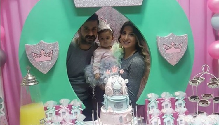 Şirinler Parti Evi Diş Buğdayı ve 1 Yaş Doğum Günü Mekanı İzmir