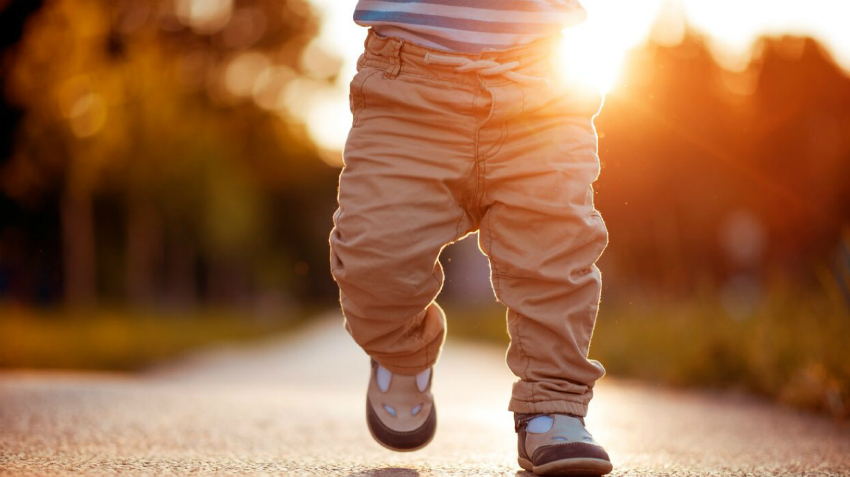 yeni yürüyen bebek ayakkabısı