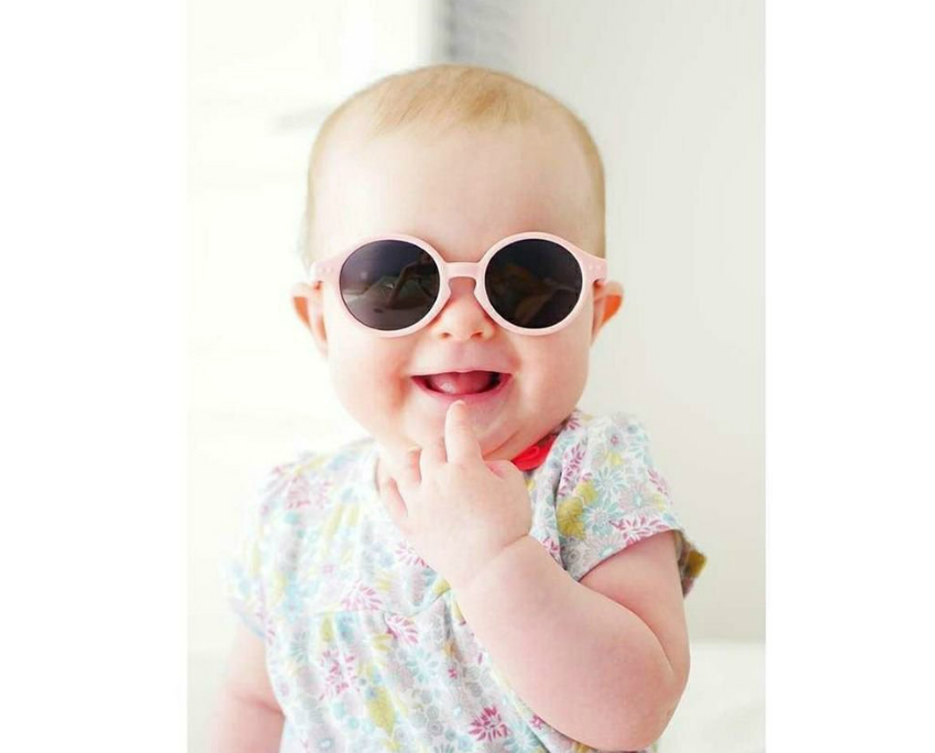 5 Maddede Bebek ve Çocuklarda Güneş Gözlüğü Kullanımı