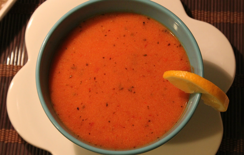 kıymalı tarhana çorbası çocuklara çorba tarifleri