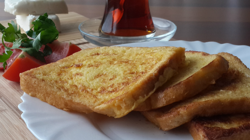 yumurtalı ekmek 1 yaş örnek kahvaltı menüsü