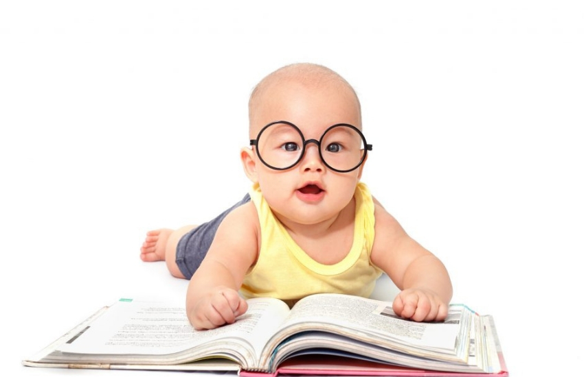Bebeğine Kitap Okumanın Faydaları ve İncelikleri Anneysen