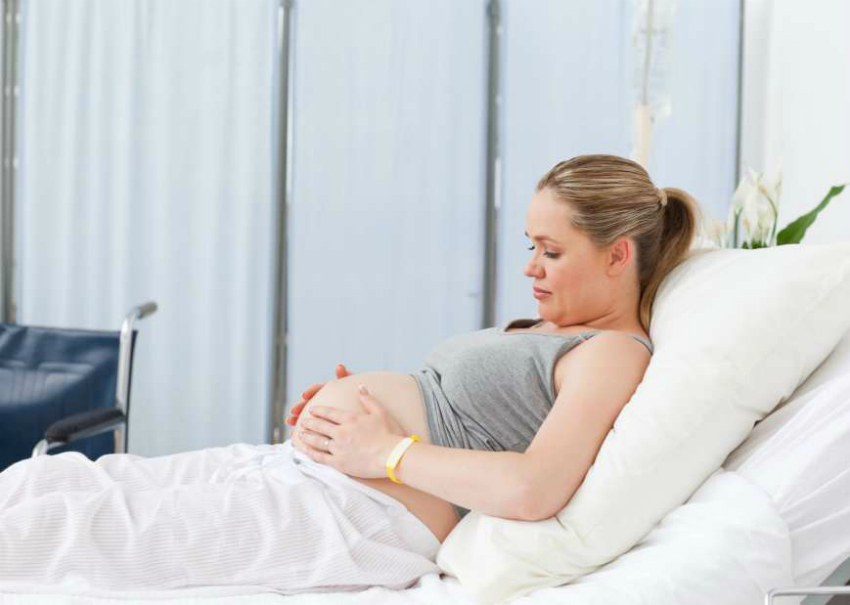 Erken doğum riski ne zaman belli olur erken doğum belirtileri nelerdir