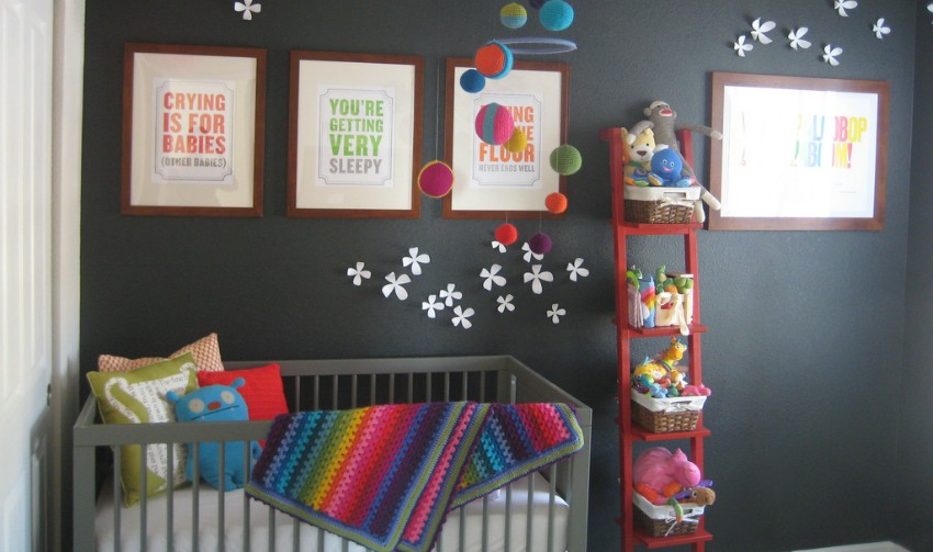 koyu renk kız bebek odası