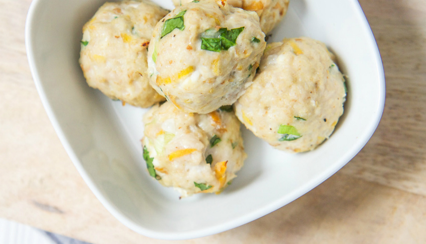 Sebzeli bebek tavuk köftesi Sebzeli bebek tavuk köftesi tarifi